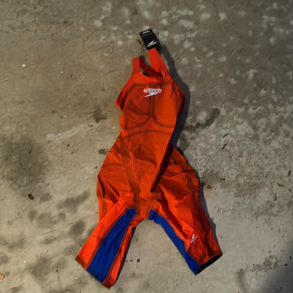 nwt speedo lzr pure valor female tech suit